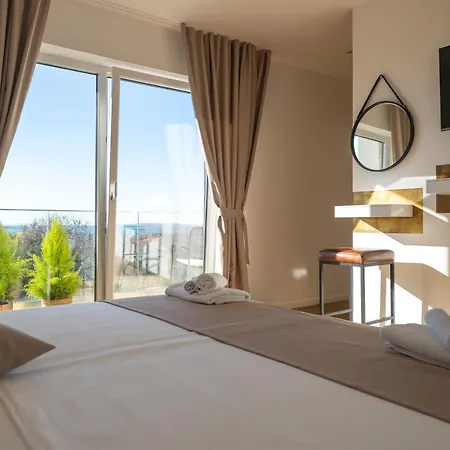 Elani - Stylish And Modern 6b Seaview Vrsi