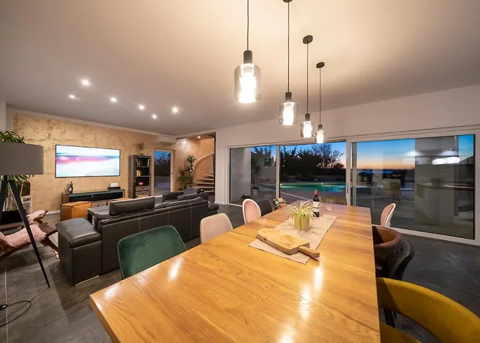 Elani - Stylish And Modern 6b Seaview Vila Vrsi